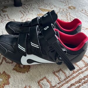 Peloton shoes size 41 - worn once
